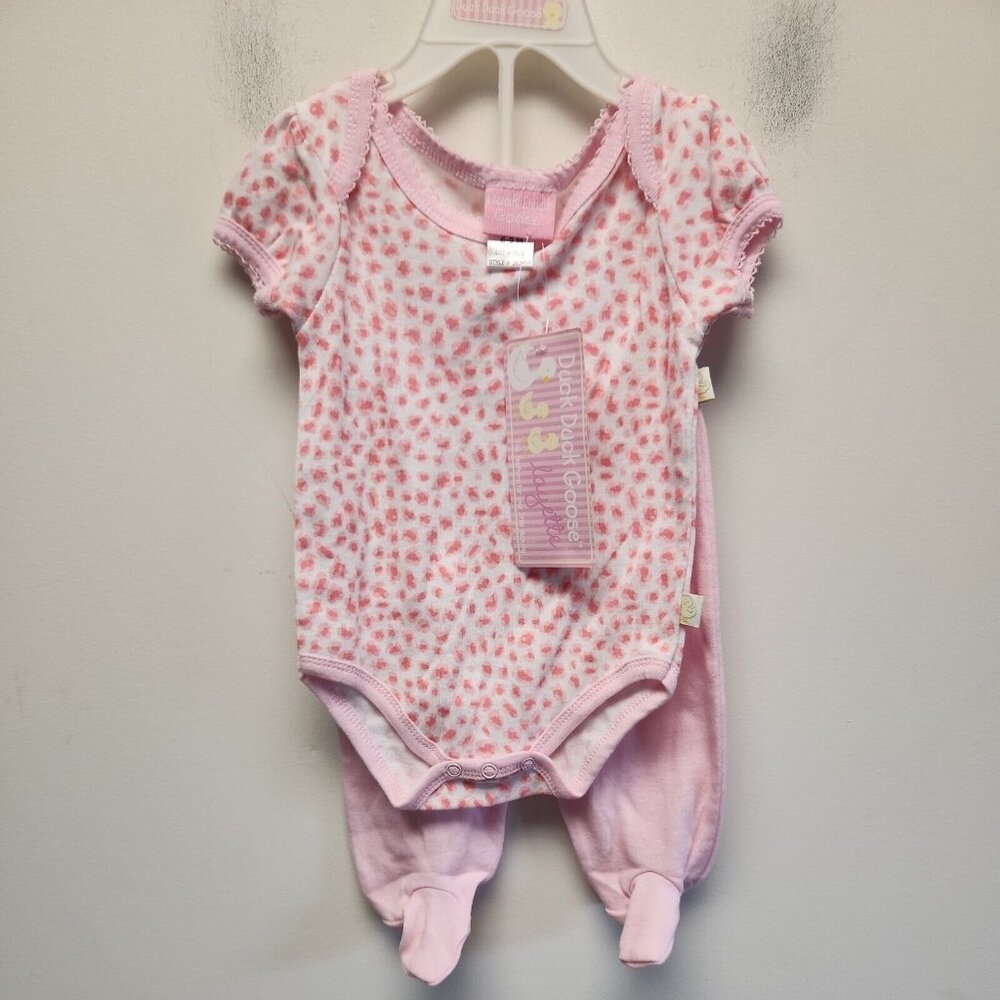 Duck Duck Goose Baby Girls 6-9 Month 2 Piece Set Pink New‎